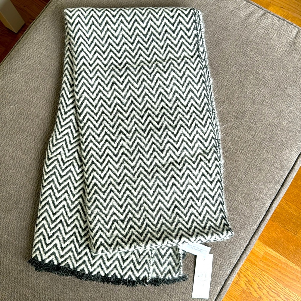 Soft and Warm Black/White Herringbone Loft Winter Scarf